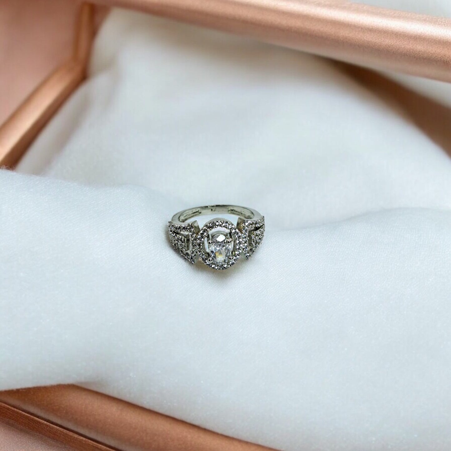 Sparkling Teardrop Ring