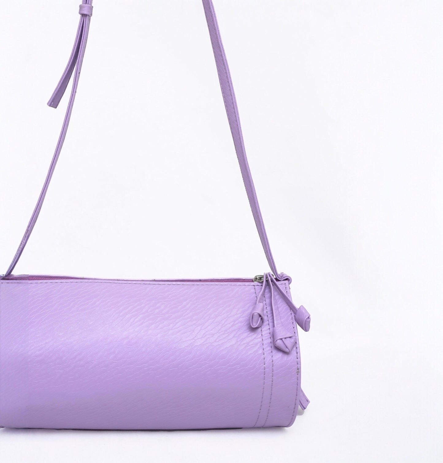 Luna Barrel Bag