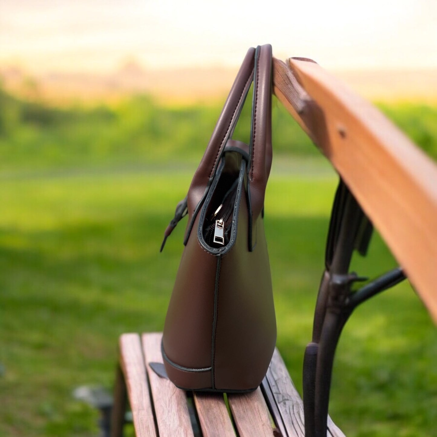 Classic Arc Tote
